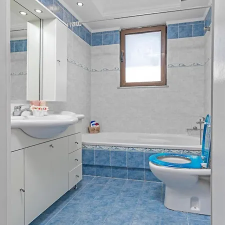 Apartamento 3- Sea View Luxury In The Center Of Rhodes! *